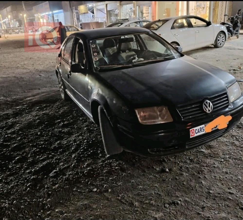 فولكسفاغن بورا